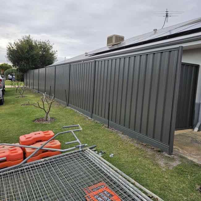 Fresh colorbond fence install