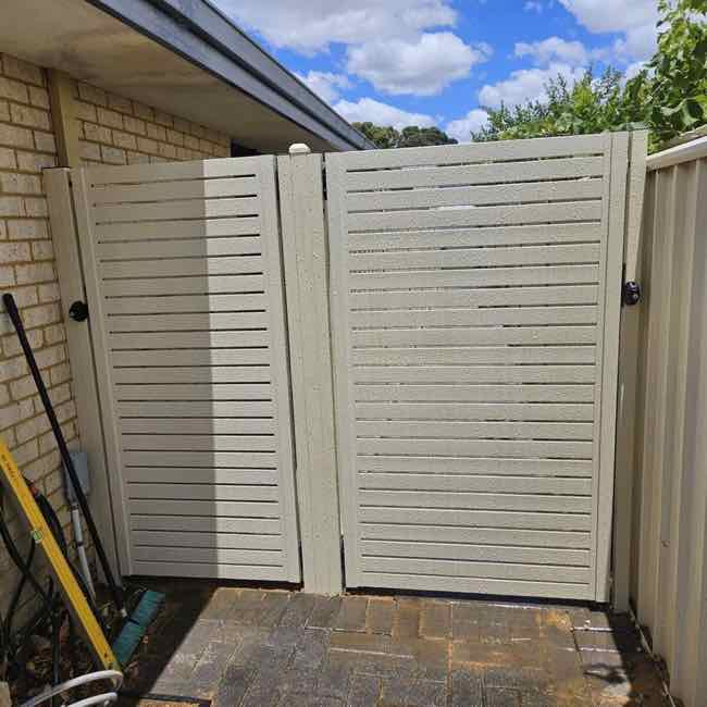 sage double slat gate