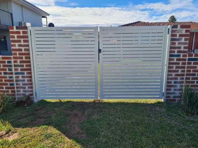 white double gate